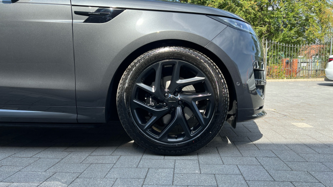 Land Rover Range Rover Sport 3.0 D250 Battersea Edition 5dr Auto Diesel Estate - Image 8